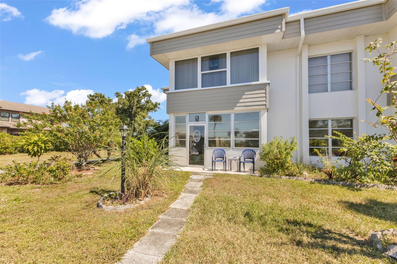 Image 2 of 18 For 21300 Brinson Avenue 119