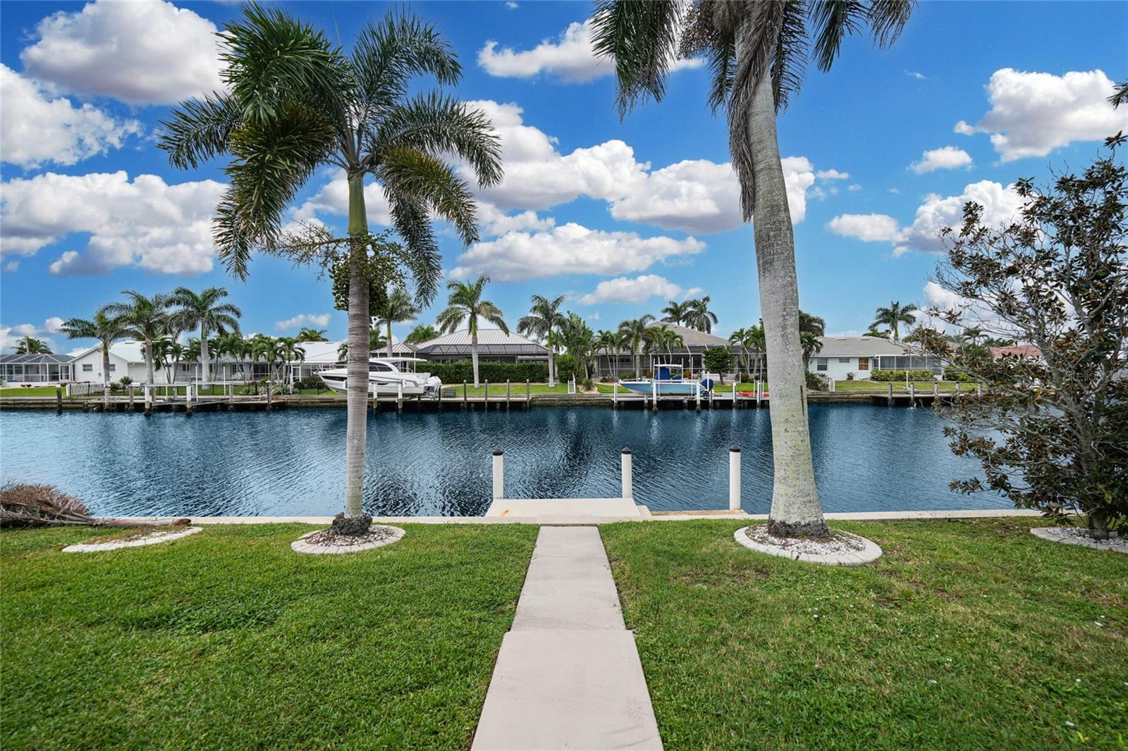 Image 33 of 39 For 931 Bal Harbor Boulevard