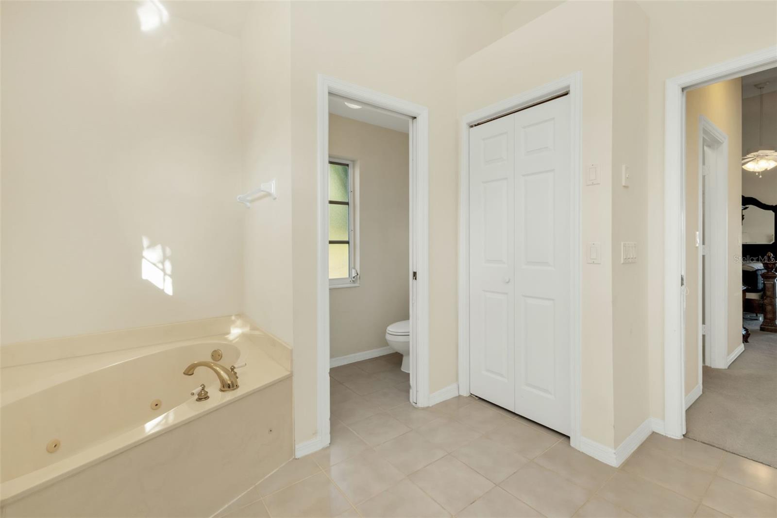 Image 24 of 44 For 25170 Harborside Boulevard