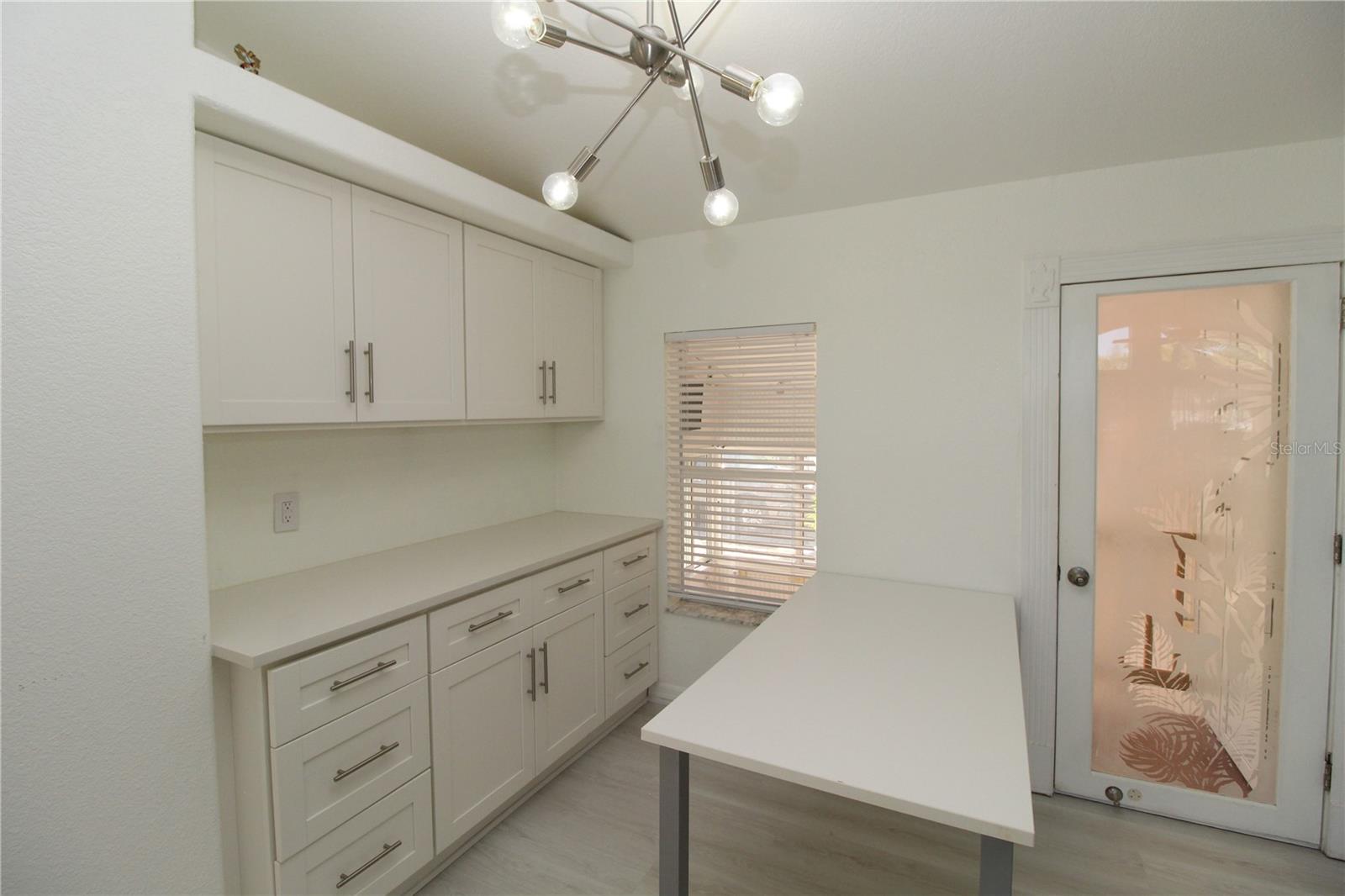 Image 21 of 76 For 3119 Bayside Parkway