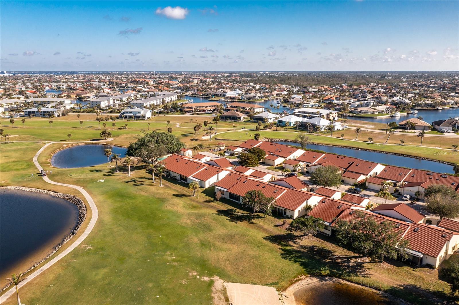 Image 39 of 49 For 1640 Atares Drive 21