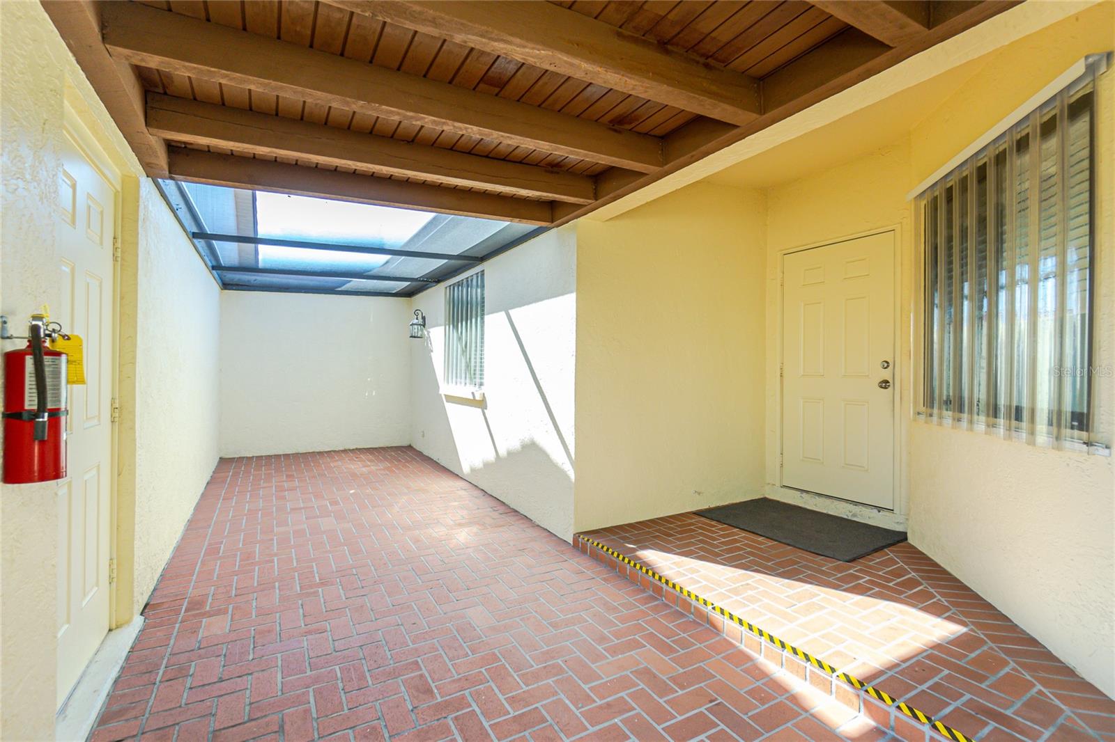 Image 7 of 49 For 1640 Atares Drive 21