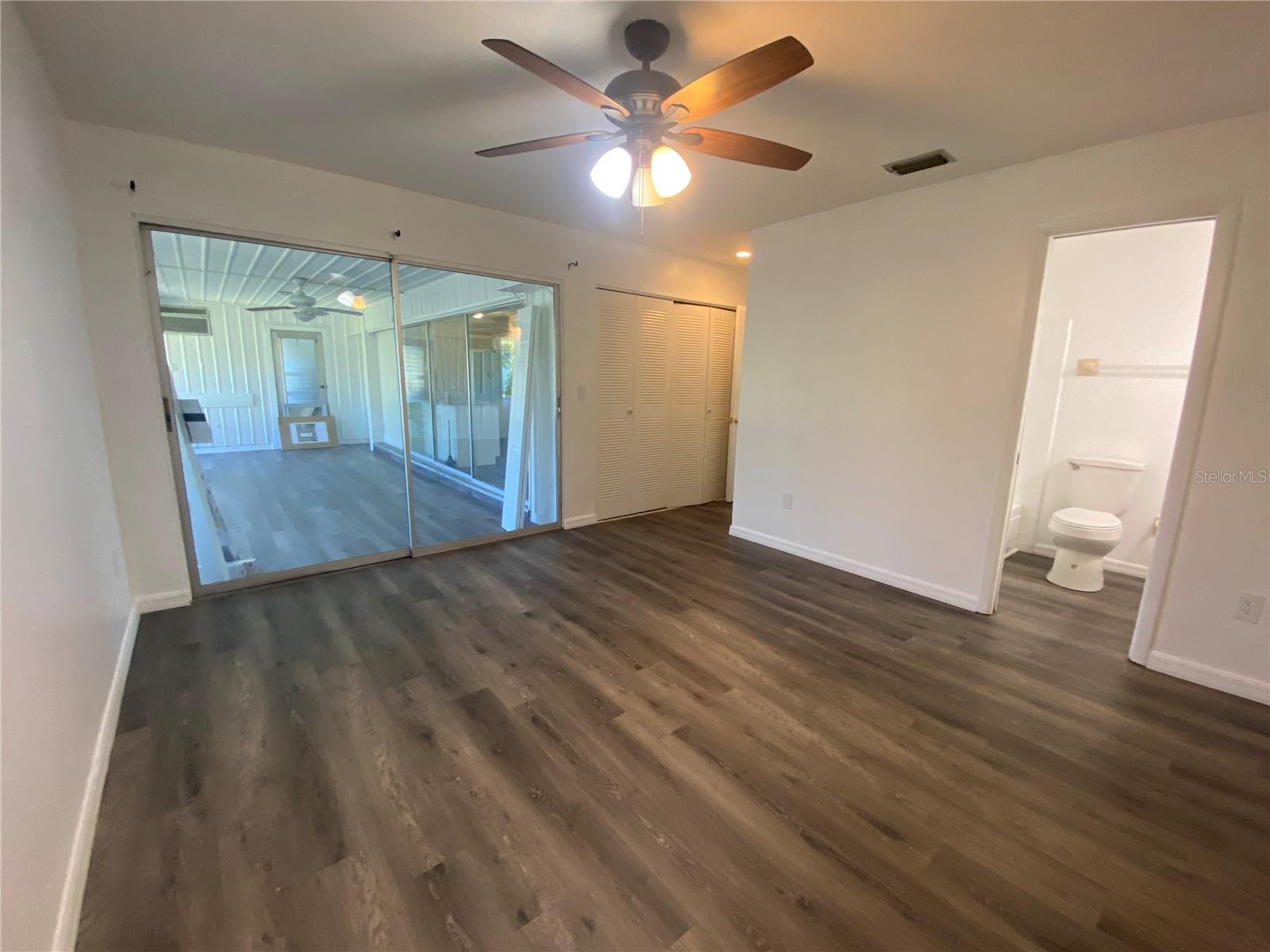 Image 17 of 20 For 22578 Laika Avenue