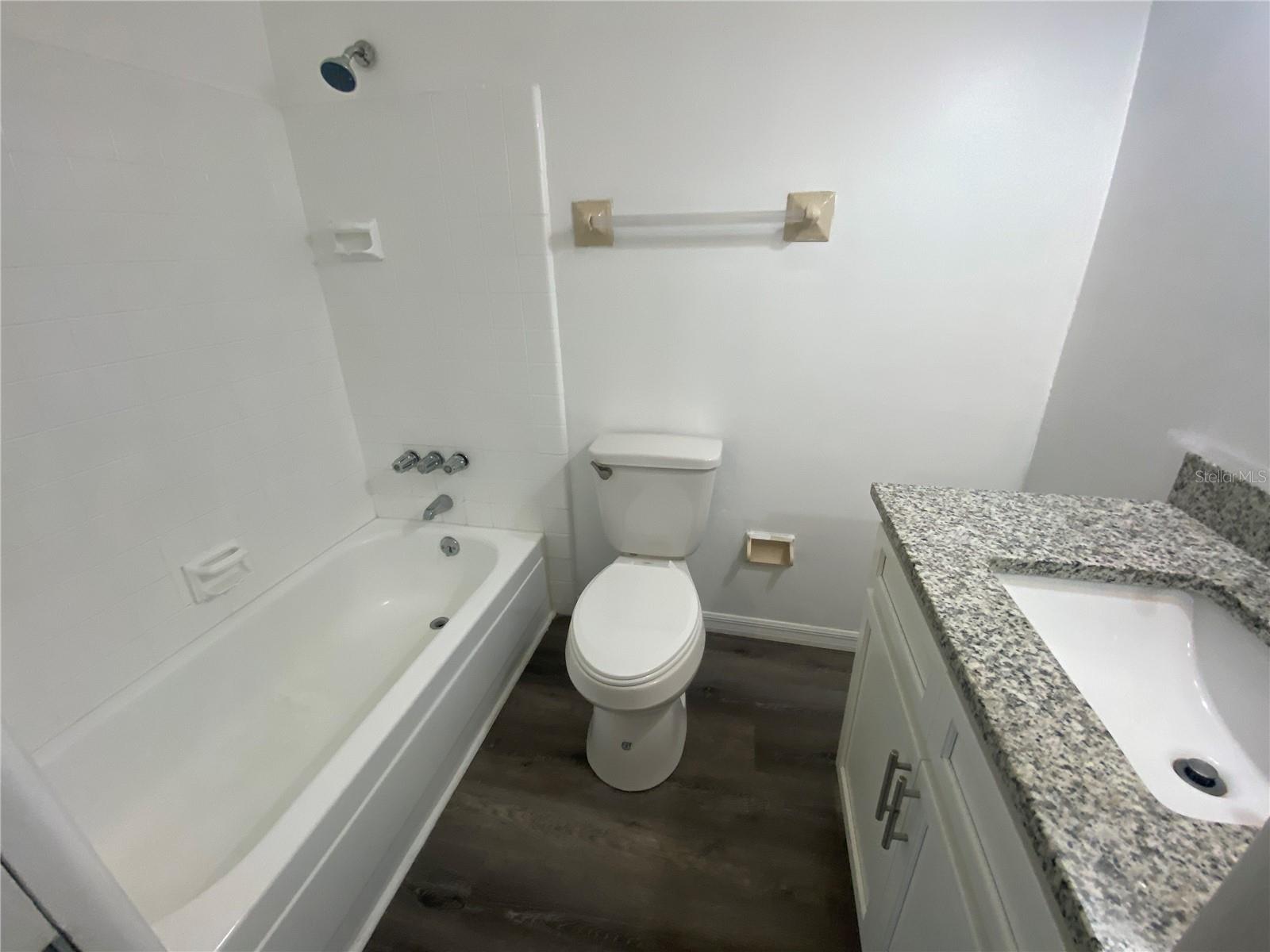 Image 18 of 20 For 22578 Laika Avenue