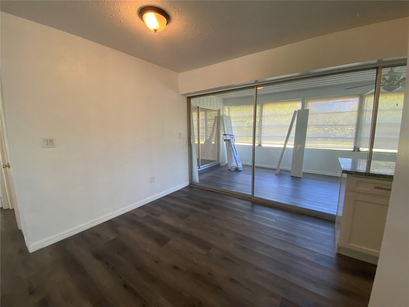 Image 6 of 20 For 22578 Laika Avenue