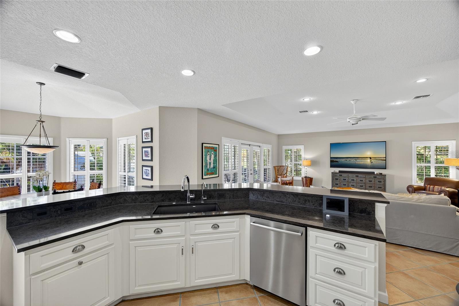 Image 19 of 60 For 116 Dolly Street