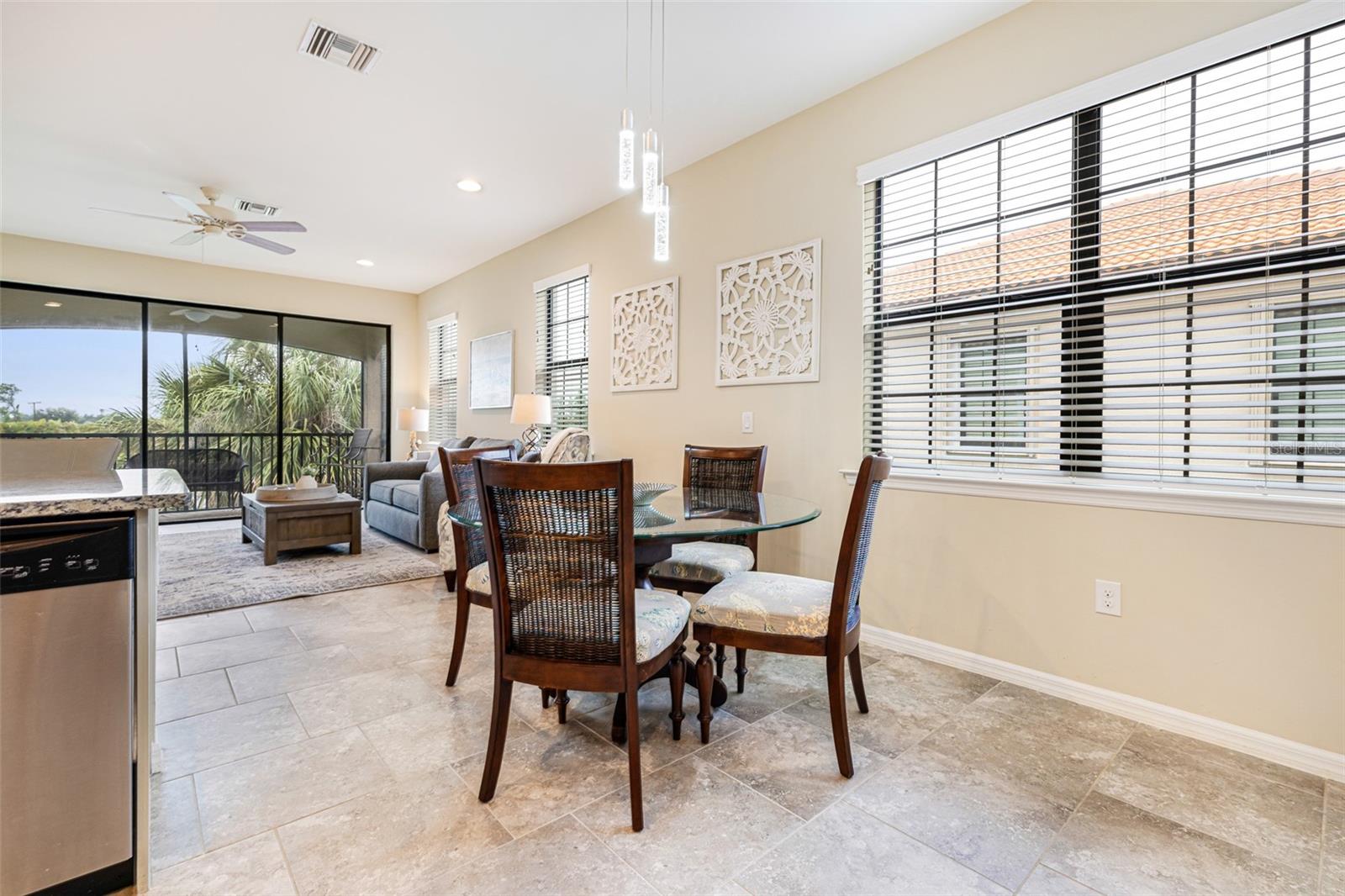 Image 11 of 33 For 26225 Palace Lane 202