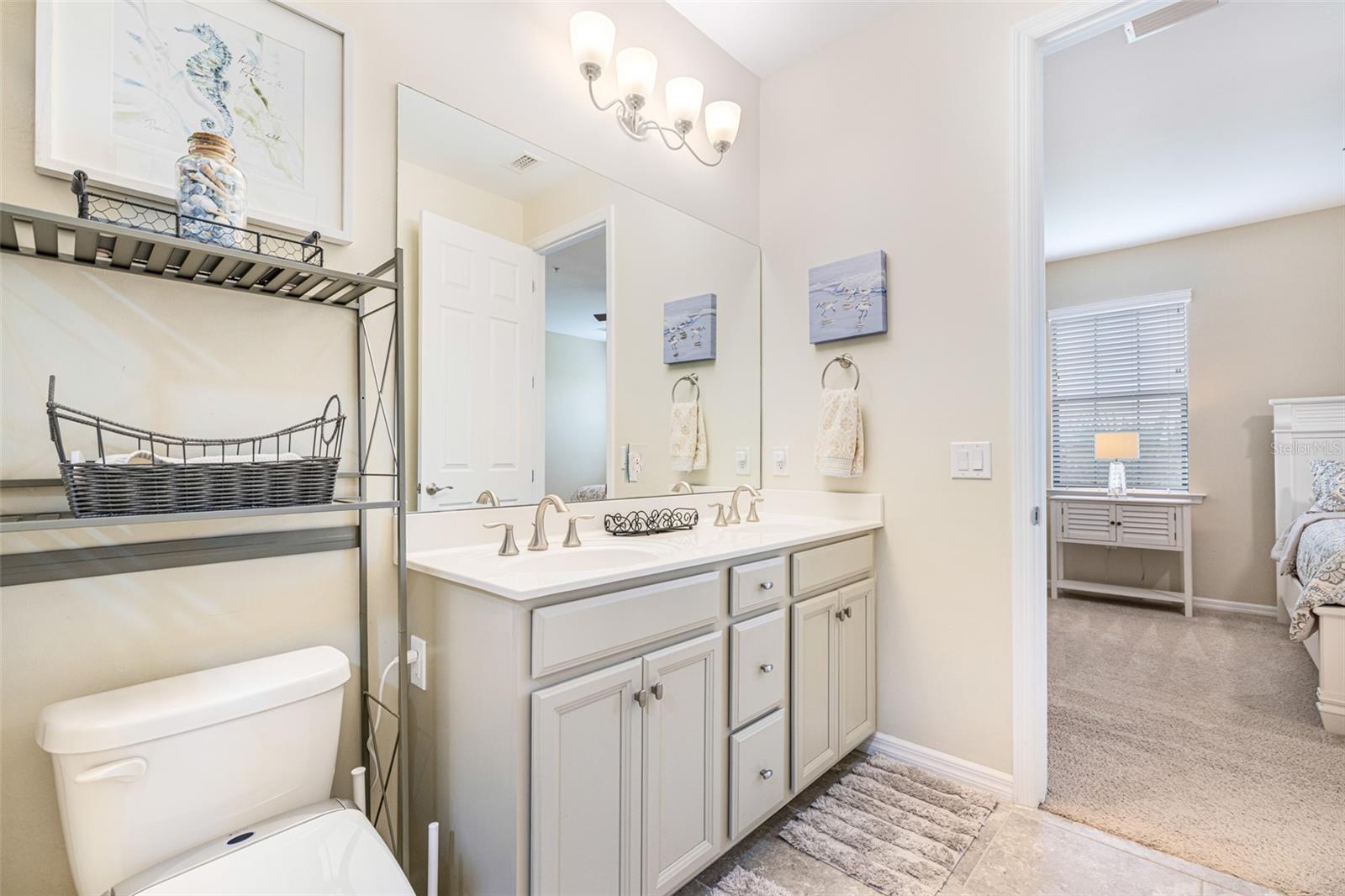 Image 16 of 33 For 26225 Palace Lane 202
