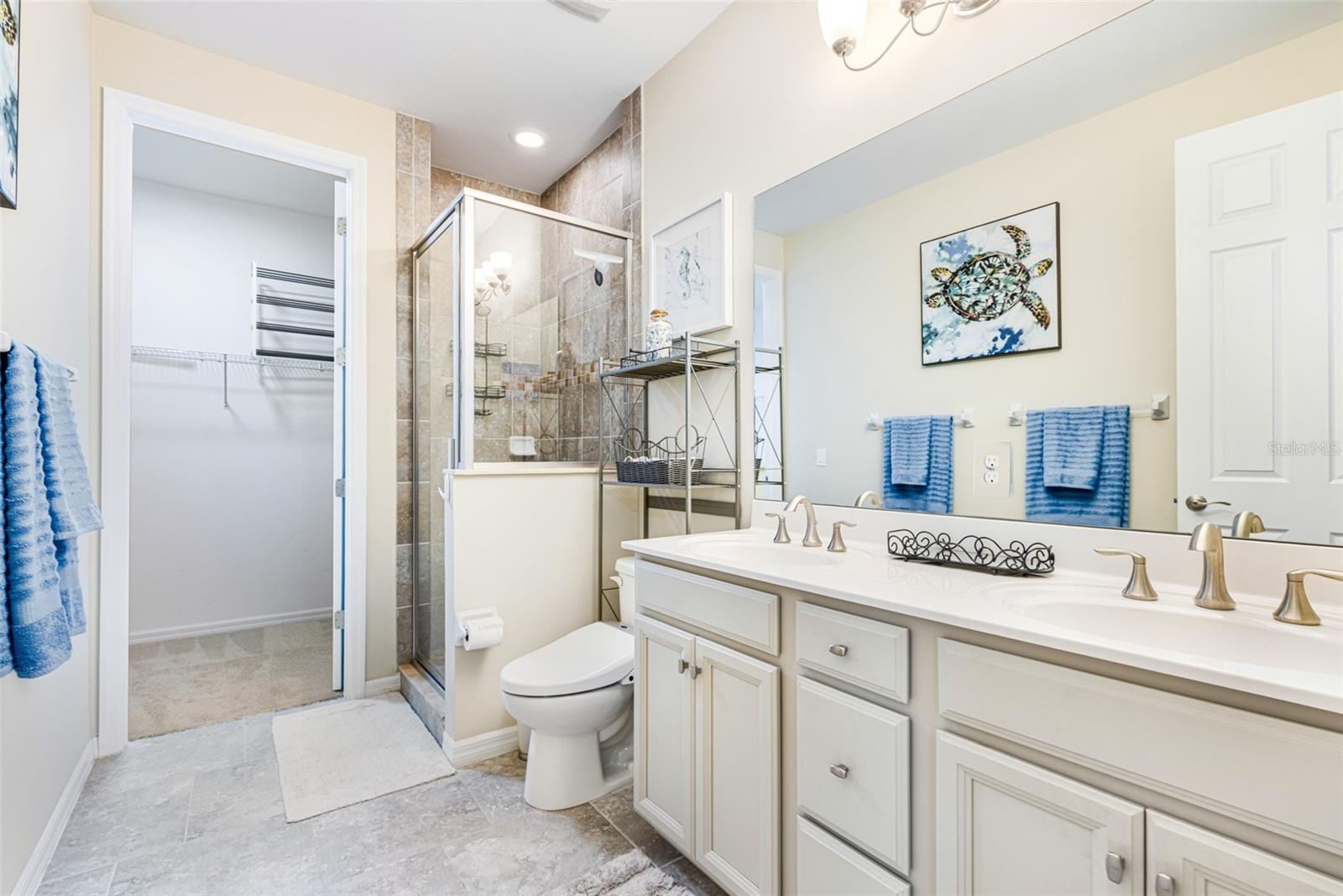 Image 17 of 33 For 26225 Palace Lane 202
