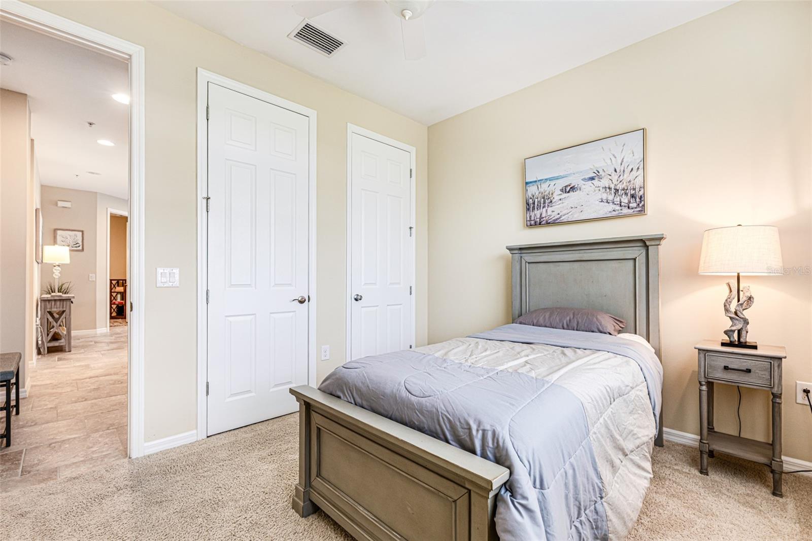 Image 18 of 33 For 26225 Palace Lane 202