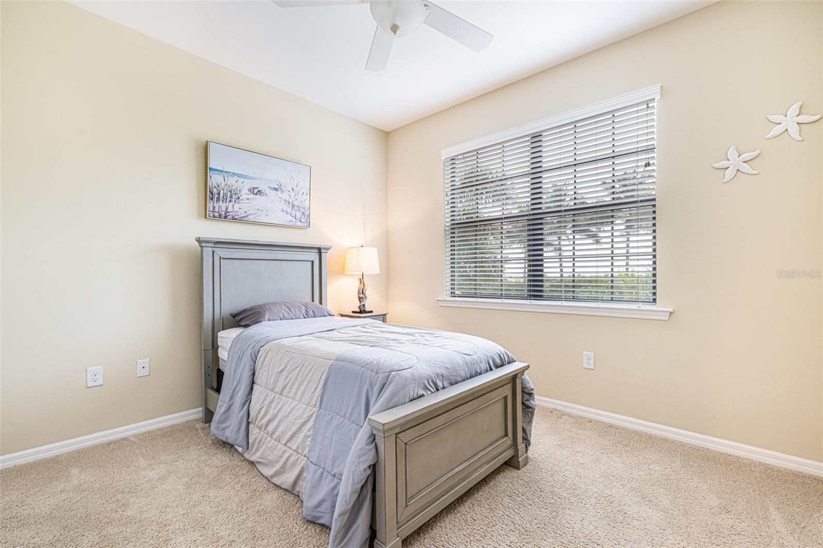 Image 19 of 33 For 26225 Palace Lane 202