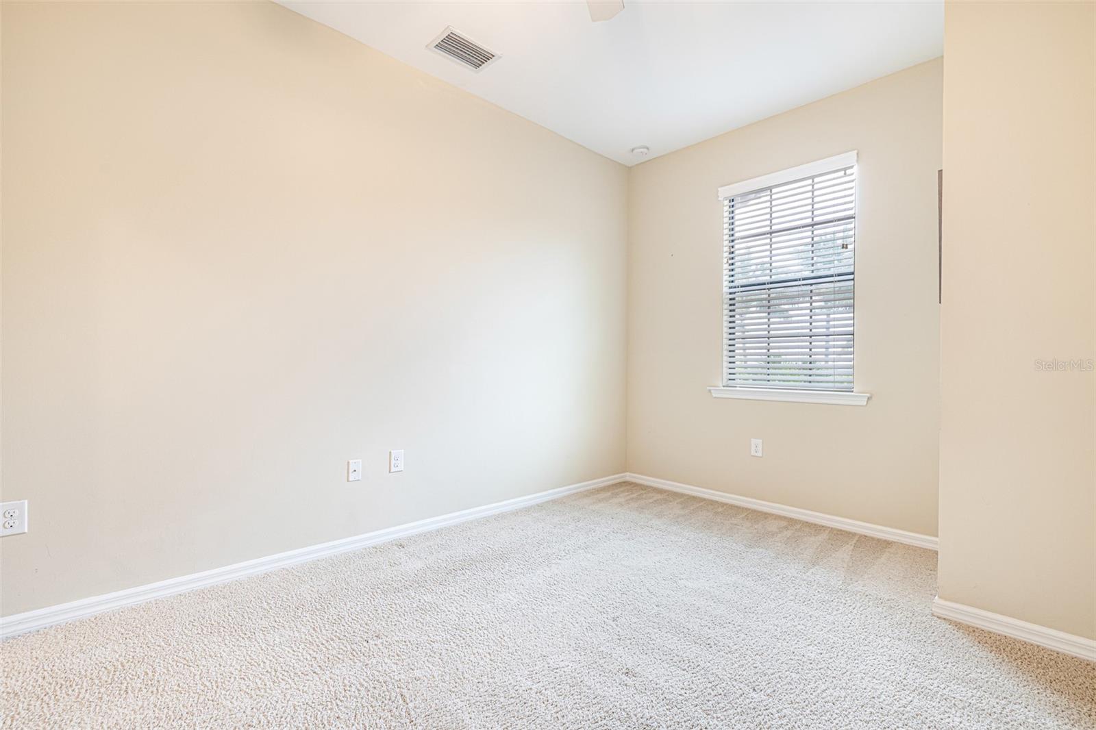 Image 20 of 33 For 26225 Palace Lane 202