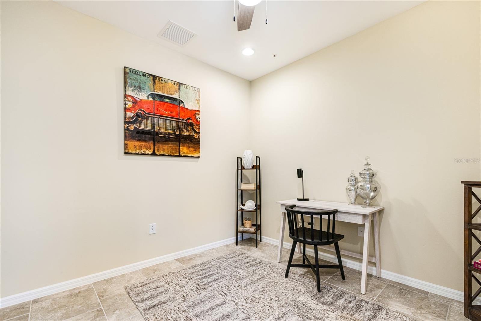 Image 23 of 33 For 26225 Palace Lane 202