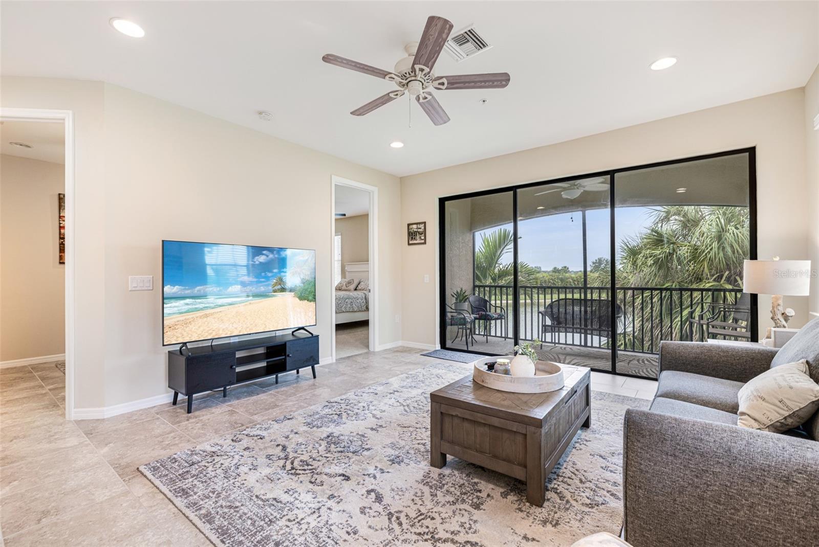 Image 5 of 33 For 26225 Palace Lane 202