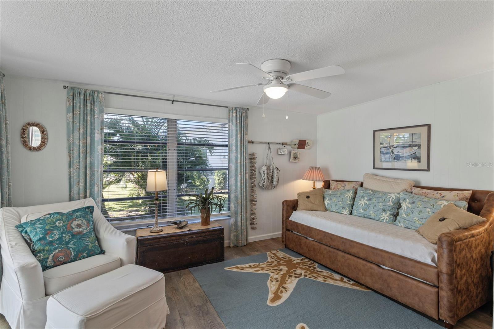 Image 11 of 42 For 702 Poinciana Road