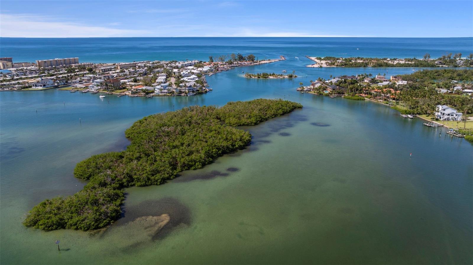 Image 34 of 42 For 702 Poinciana Road