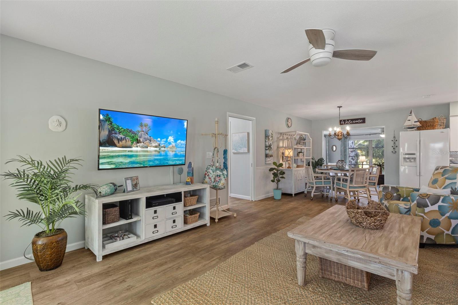 Image 4 of 42 For 702 Poinciana Road