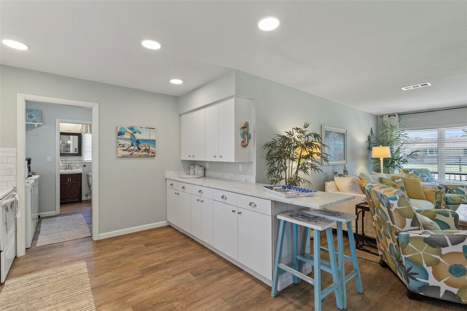 Image 9 of 42 For 702 Poinciana Road