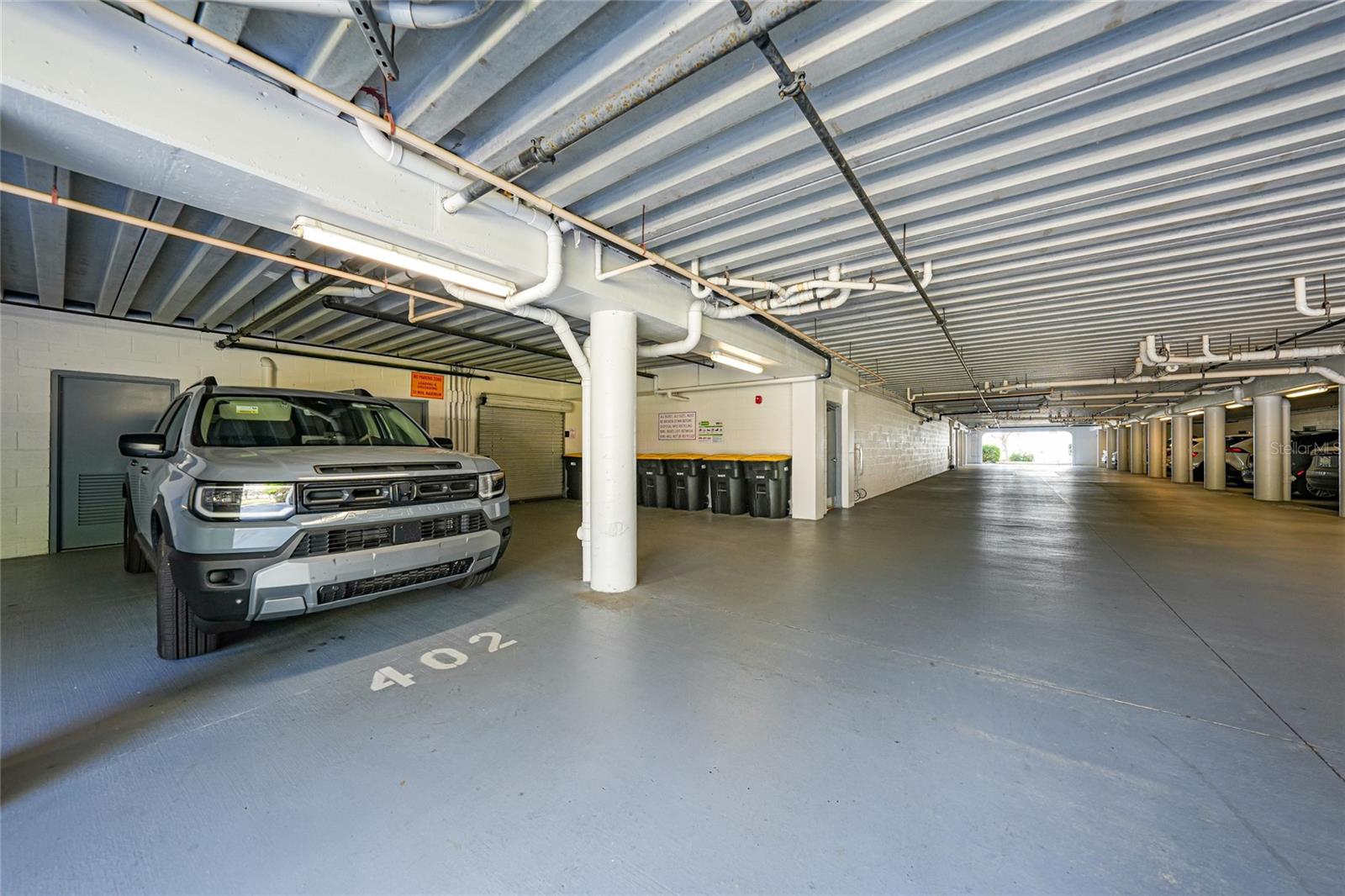 Image 36 of 59 For 255 End Drive 4204