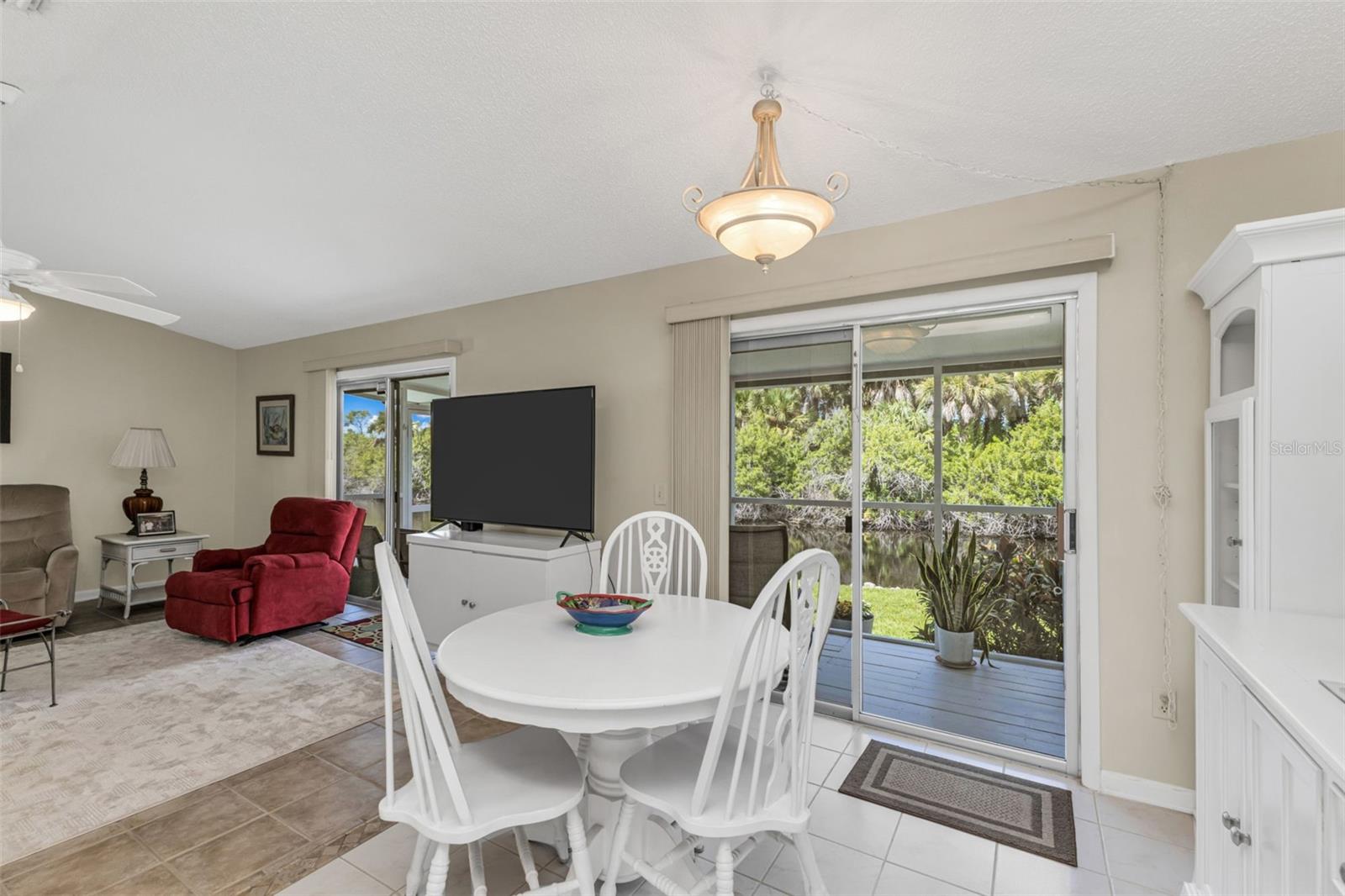 Image 10 of 55 For 14462 Worthwhile 37