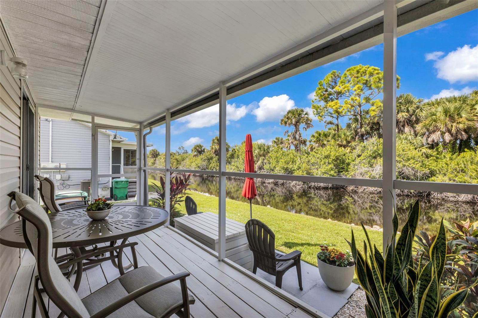 Image 18 of 55 For 14462 Worthwhile 37