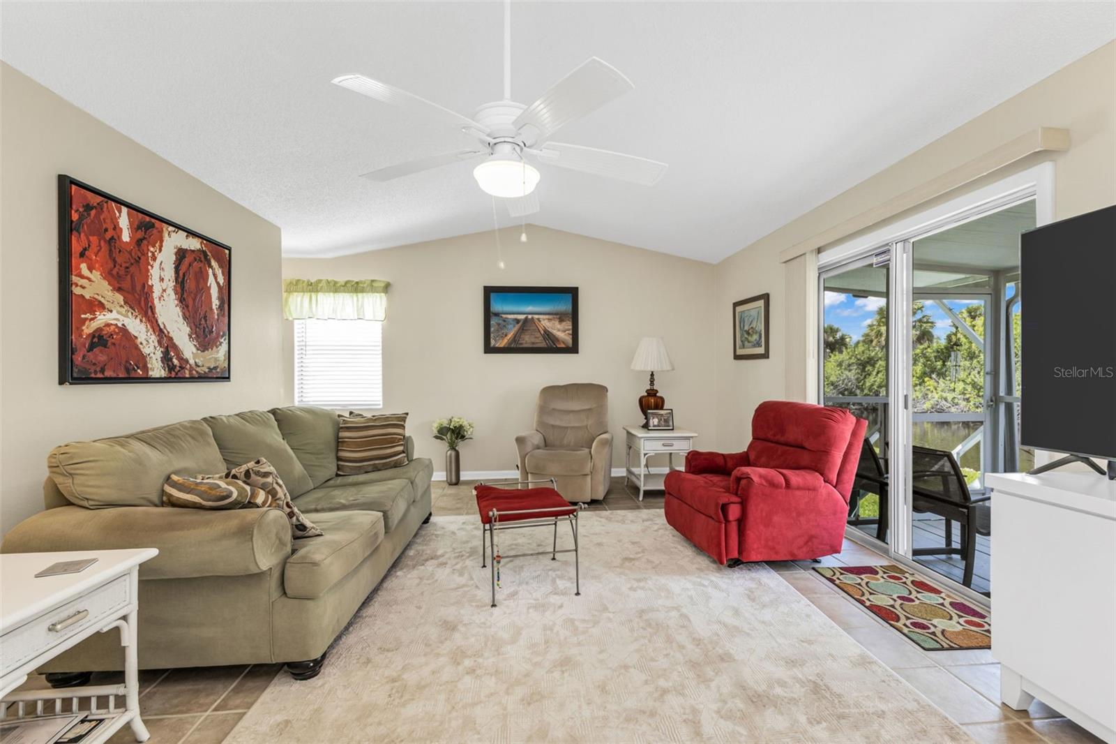 Image 5 of 55 For 14462 Worthwhile 37