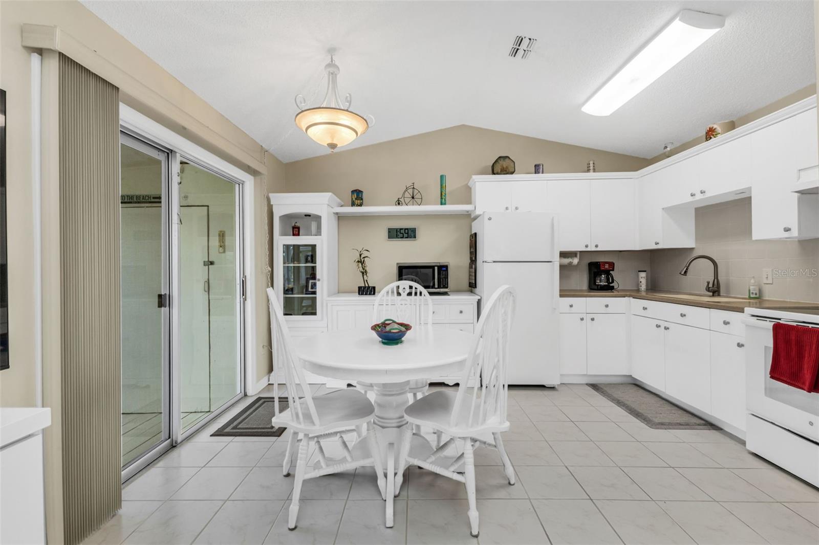 Image 7 of 55 For 14462 Worthwhile 37