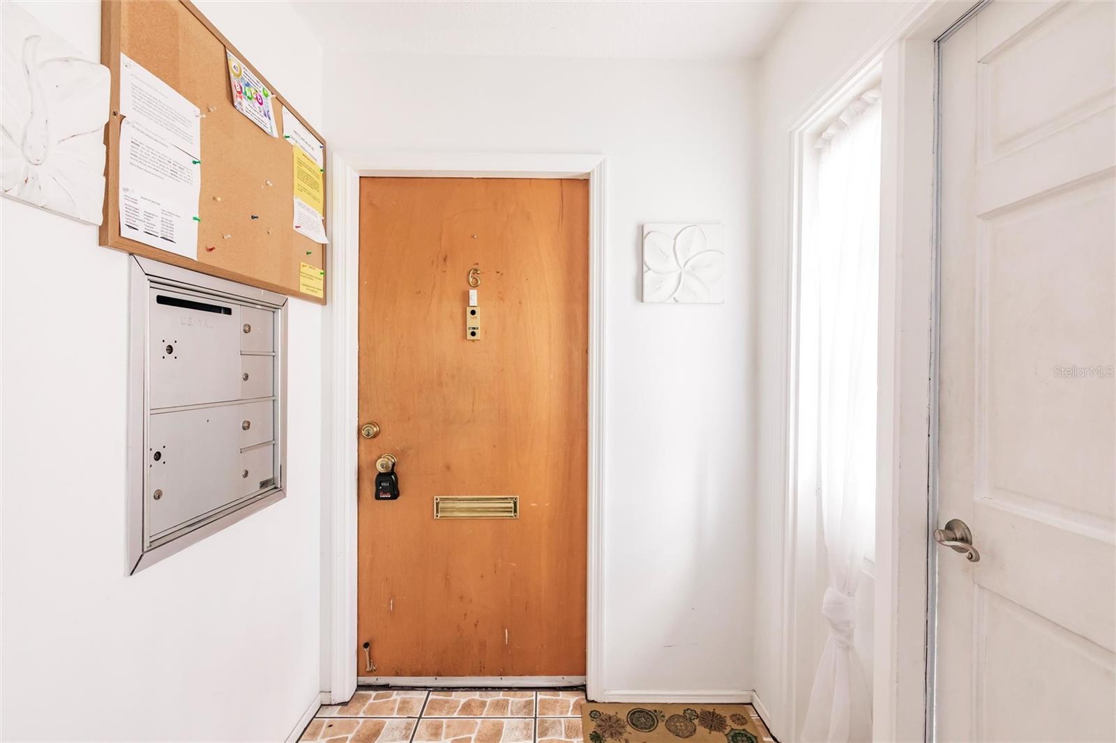 Image 2 of 42 For 4158 Tamiami Trail S-6