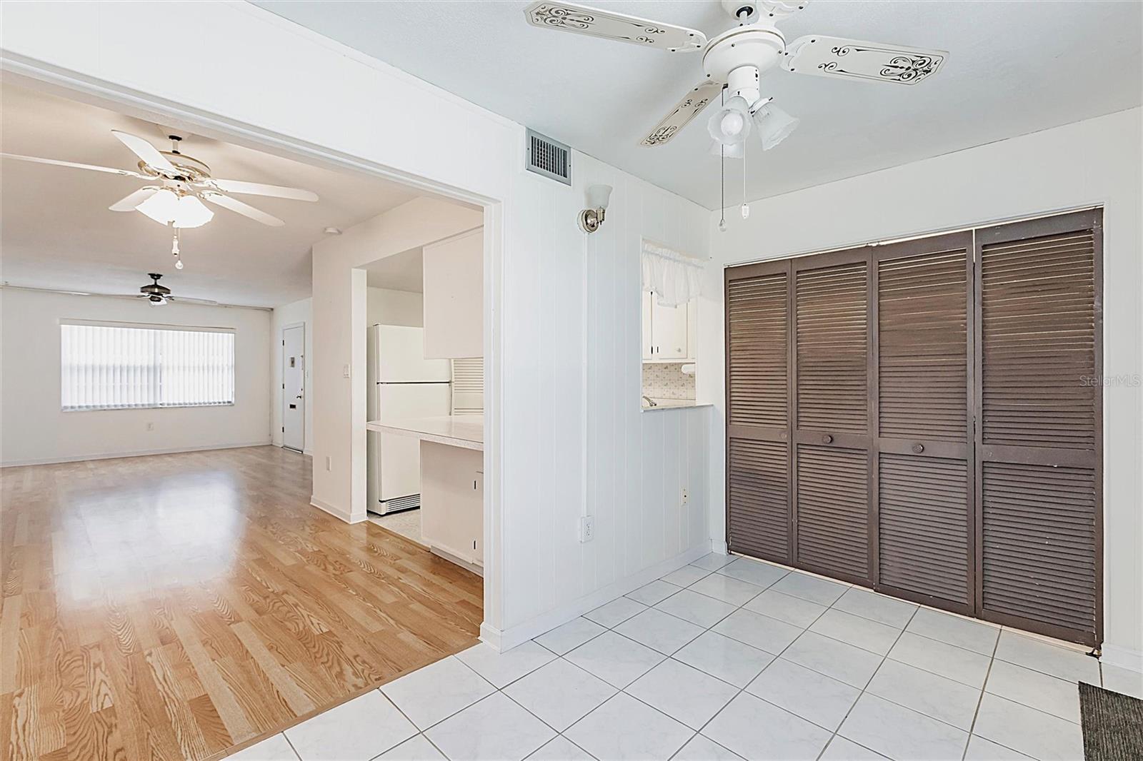 Image 25 of 42 For 4158 Tamiami Trail S-6