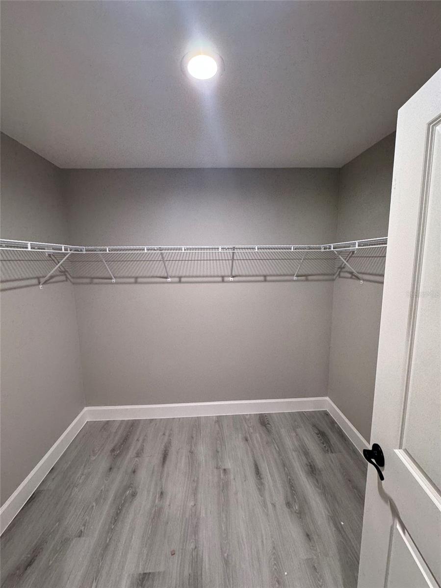 Image 8 of 14 For 16096 Quiche Court