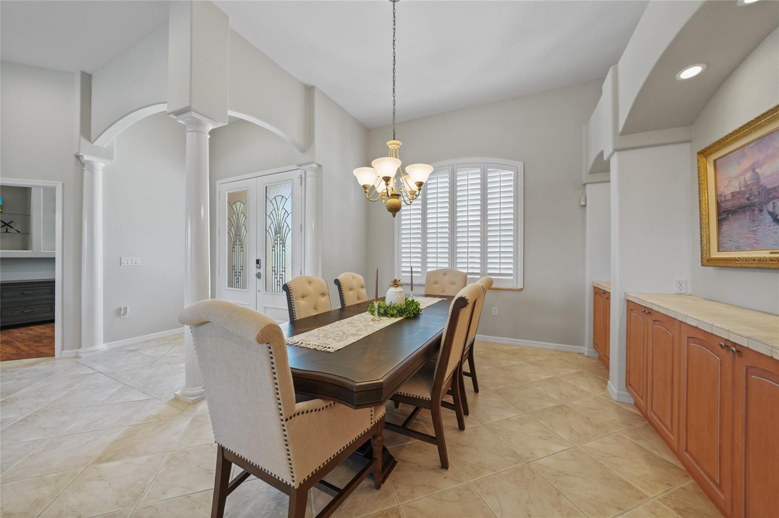 Image 12 of 64 For 3182 Lake View Boulevard