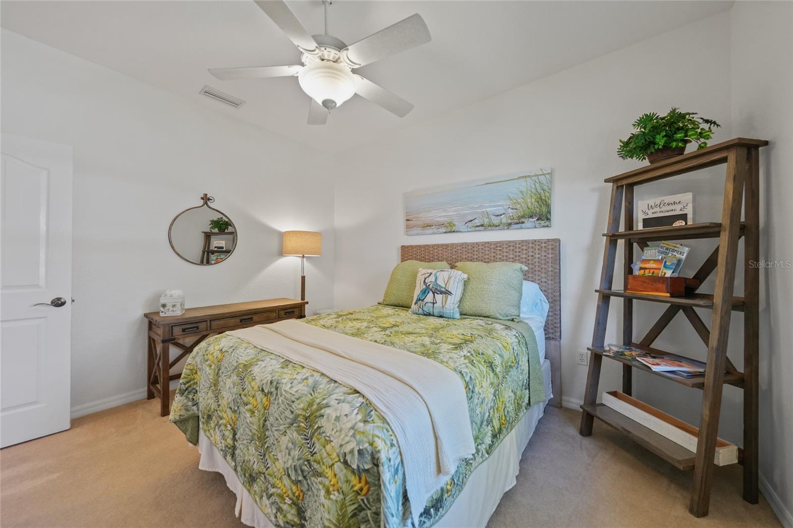 Image 34 of 64 For 3182 Lake View Boulevard