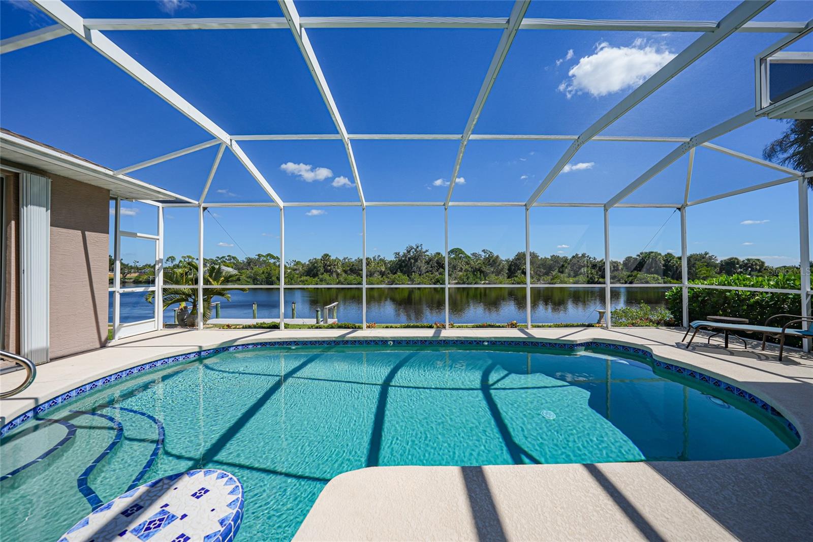 Image 41 of 64 For 3182 Lake View Boulevard