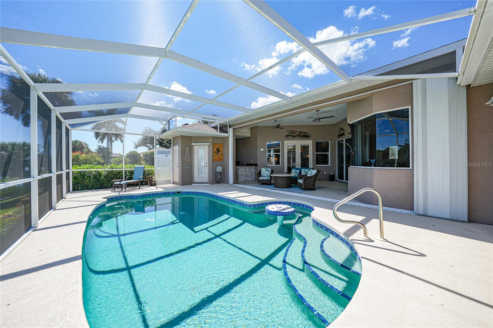 Image 43 of 64 For 3182 Lake View Boulevard