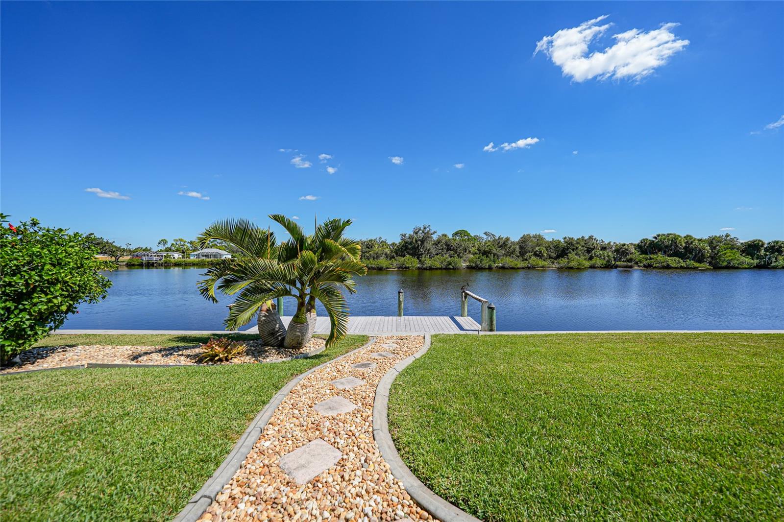 Image 52 of 64 For 3182 Lake View Boulevard