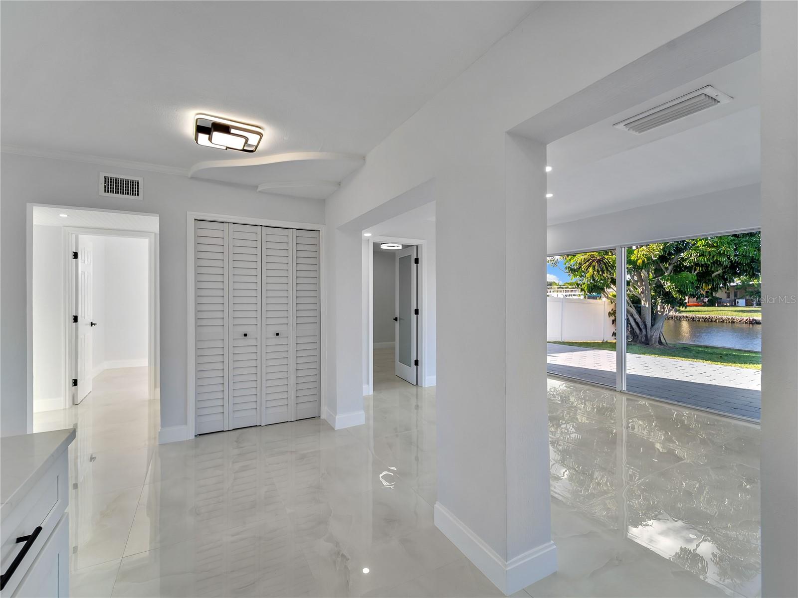 Image 12 of 52 For 581 Lindley Terrace