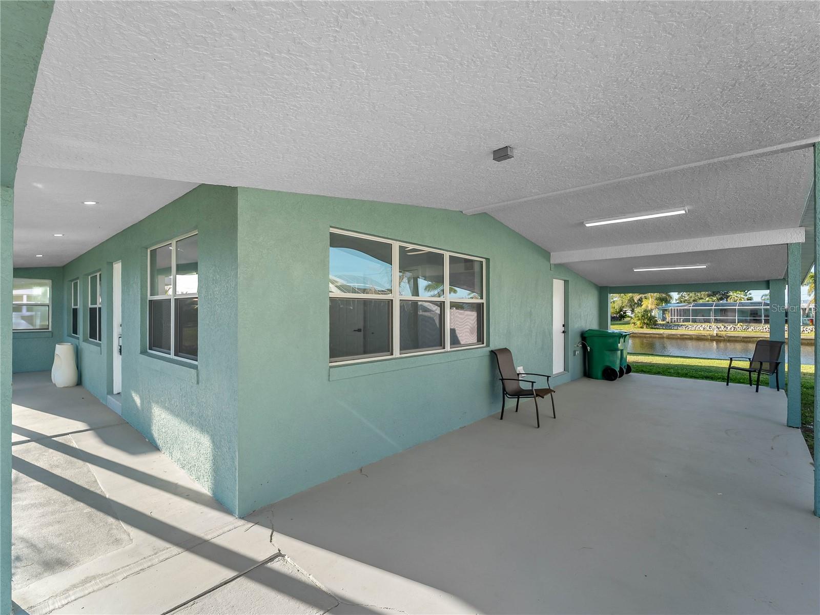 Image 41 of 52 For 581 Lindley Terrace