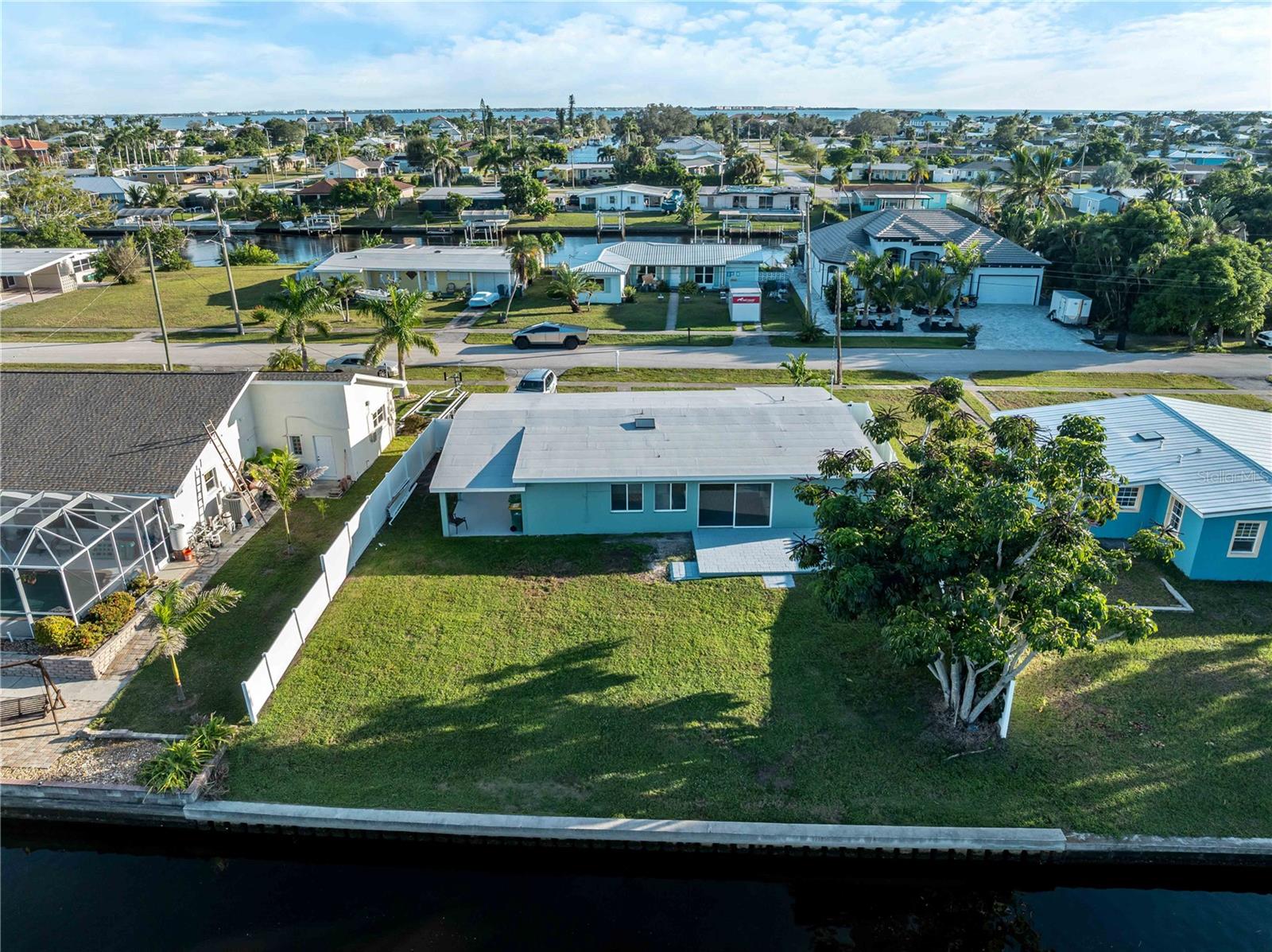 Image 49 of 52 For 581 Lindley Terrace