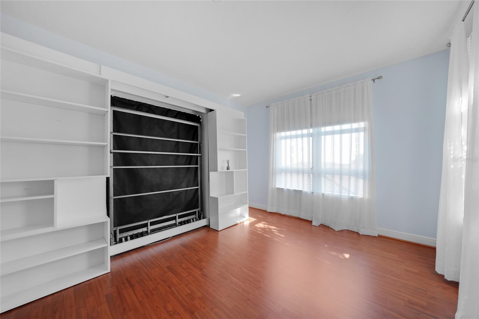 Image 36 of 65 For 3329 Sunset Key Circle 308