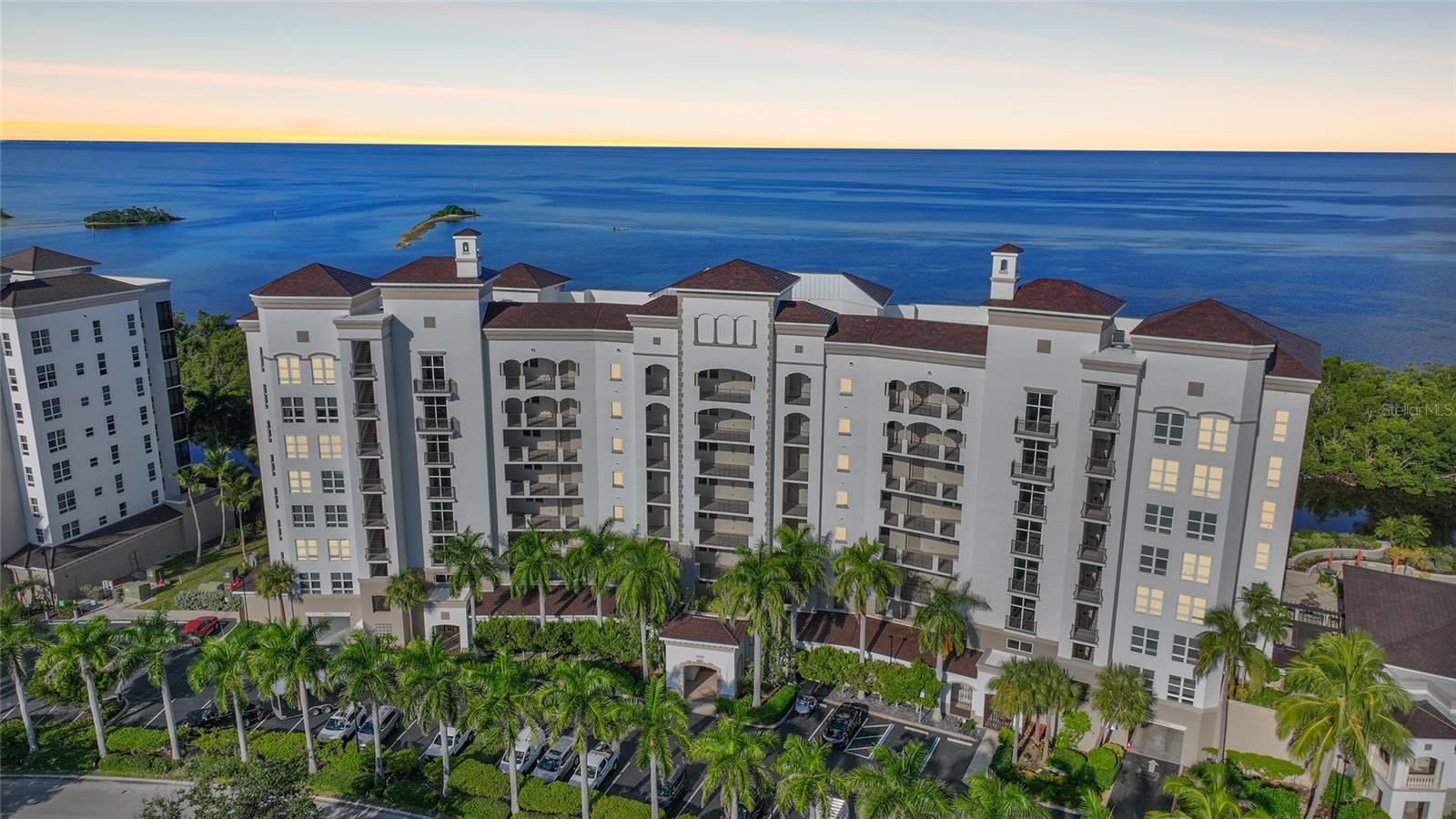 Image 50 of 65 For 3329 Sunset Key Circle 308