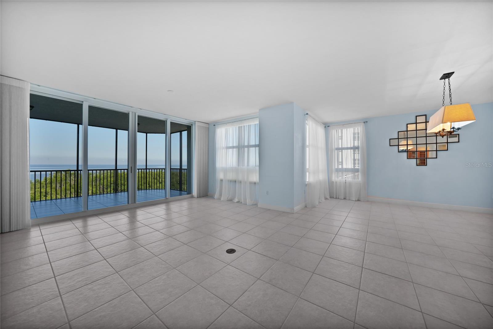 Image 9 of 65 For 3329 Sunset Key Circle 308