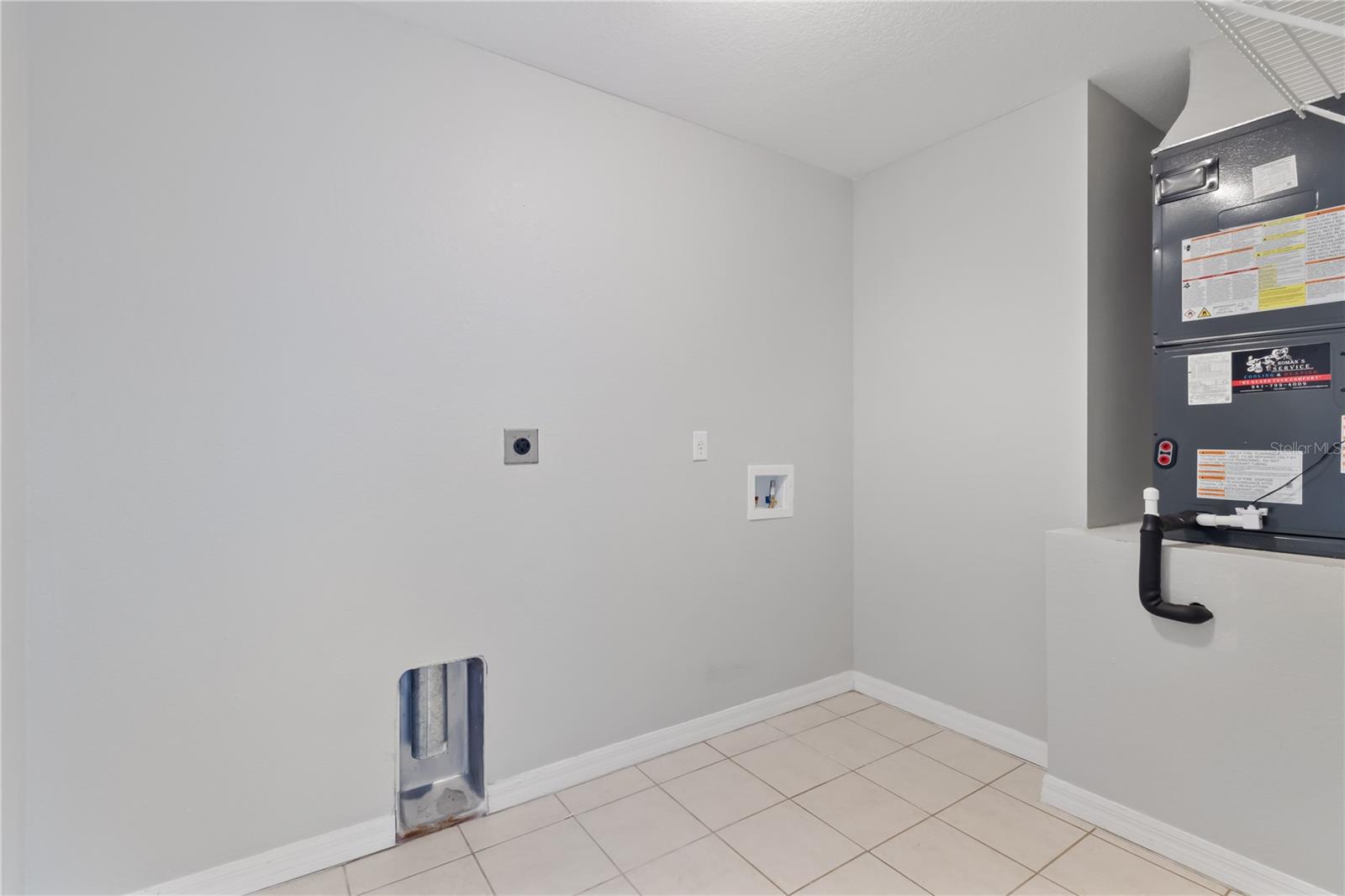 Image 18 of 40 For 3633 Point Street