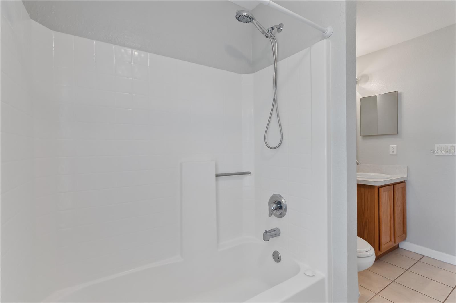 Image 29 of 40 For 3633 Point Street