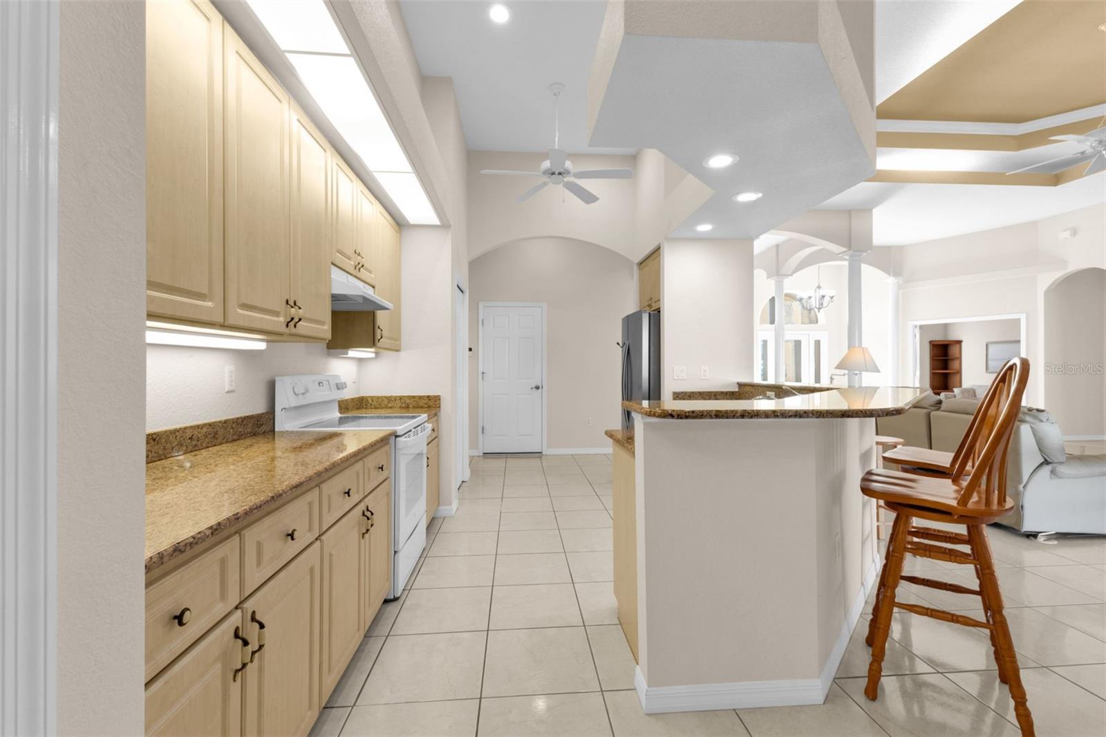 Image 20 of 48 For 405 Delaney Street