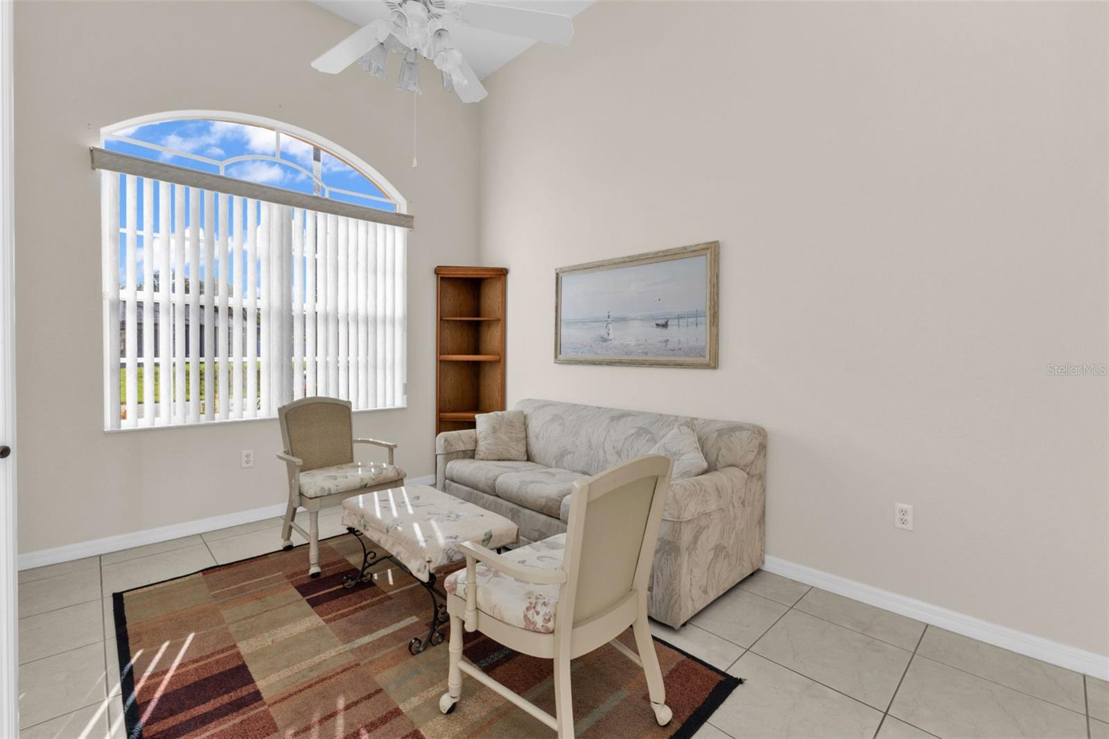 Image 8 of 48 For 405 Delaney Street