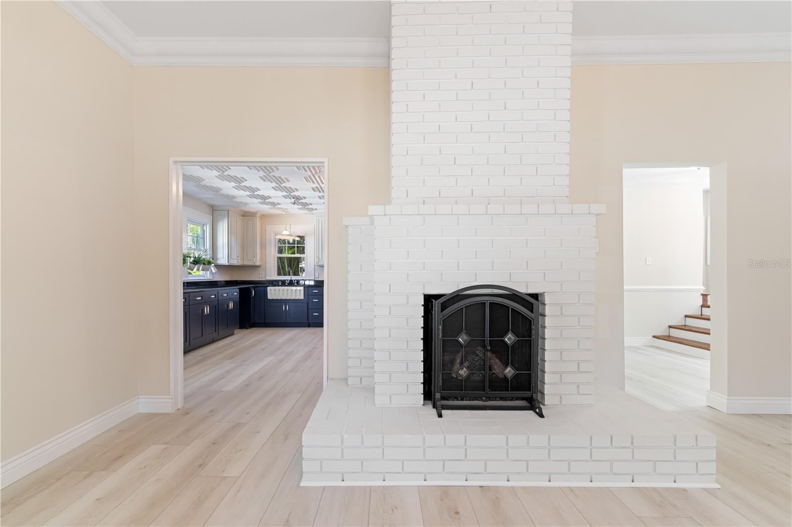 Image 17 of 60 For 110 Gilchrist Street