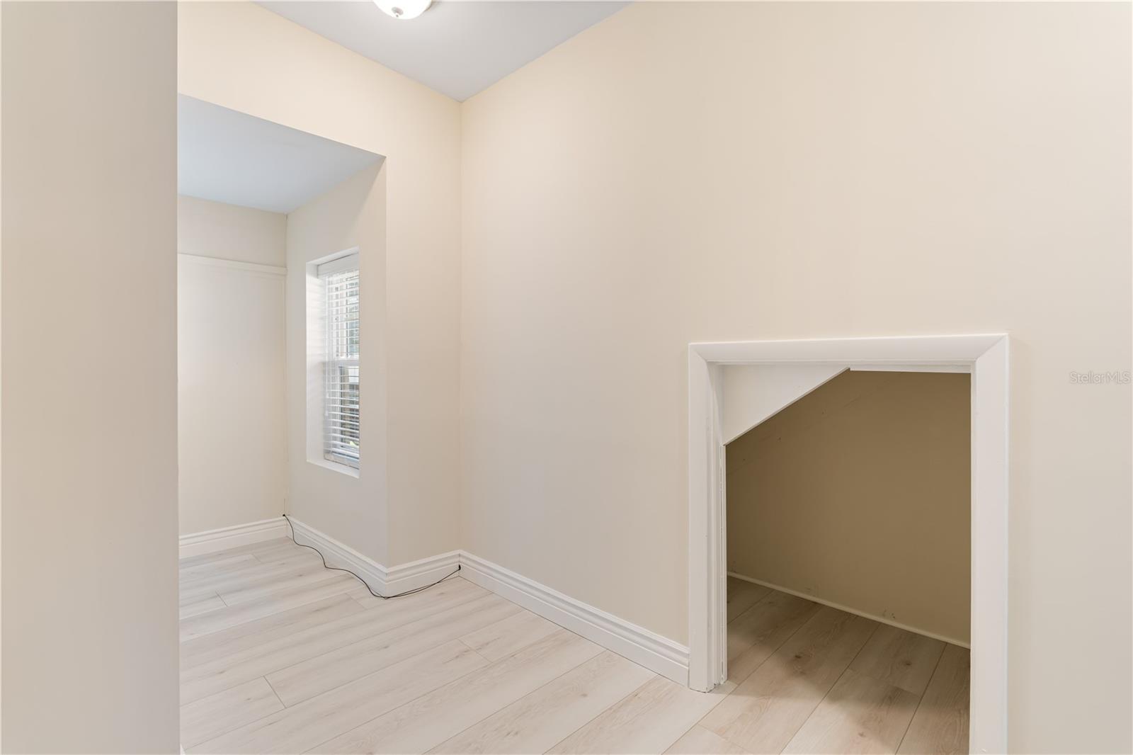 Image 26 of 60 For 110 Gilchrist Street