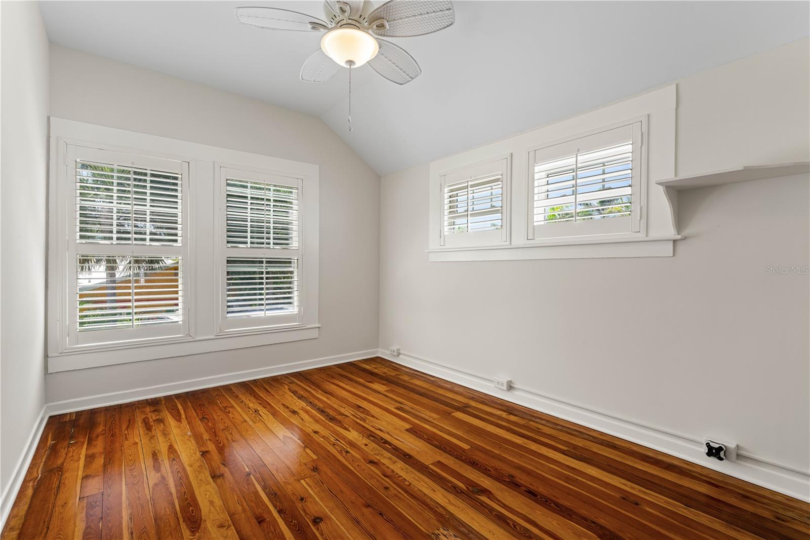 Image 38 of 60 For 110 Gilchrist Street