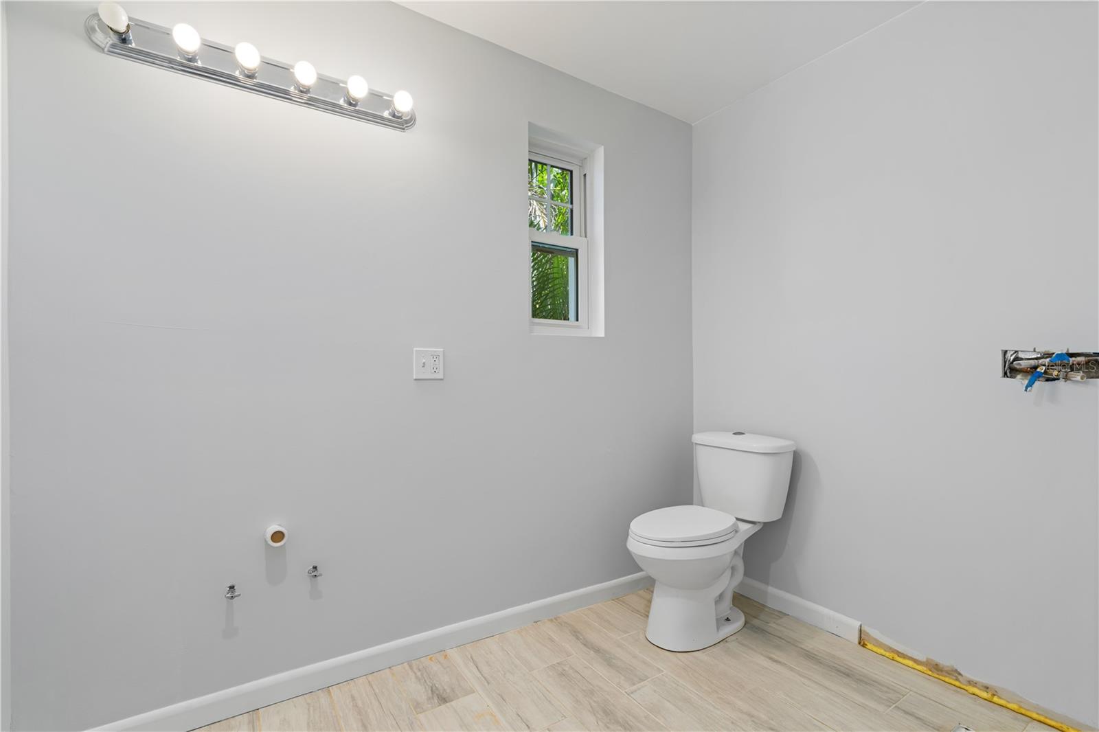 Image 43 of 60 For 110 Gilchrist Street