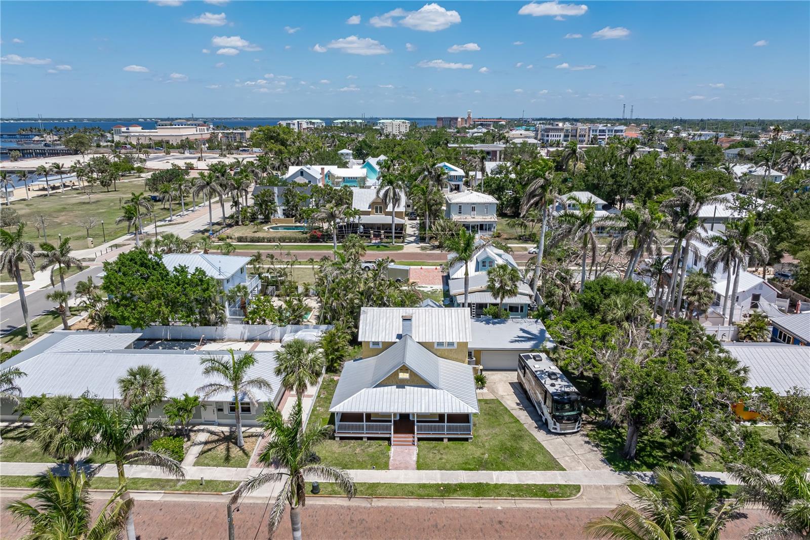 Image 53 of 60 For 110 Gilchrist Street